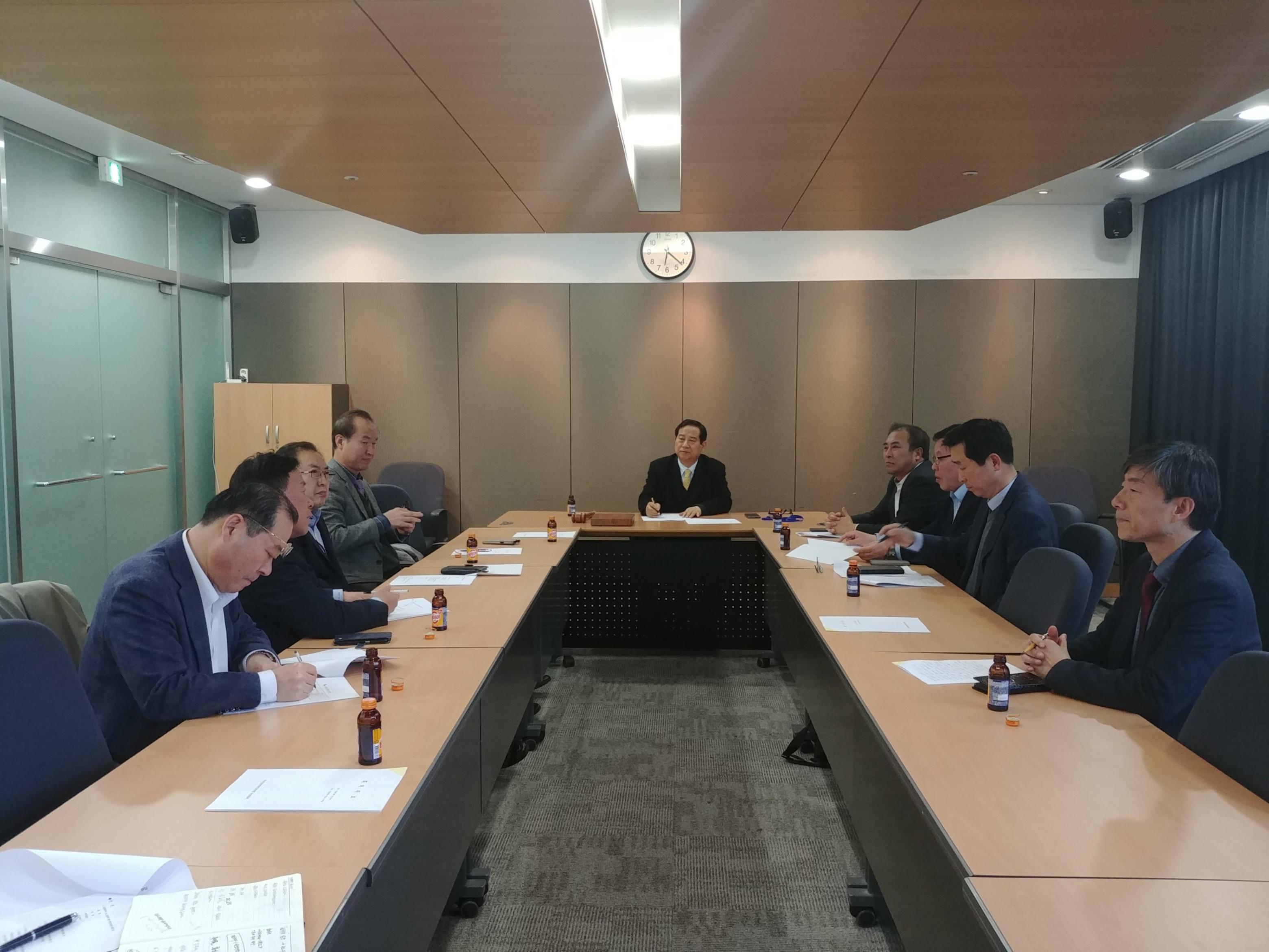 제4차 운영위원회 사진.1.jpg