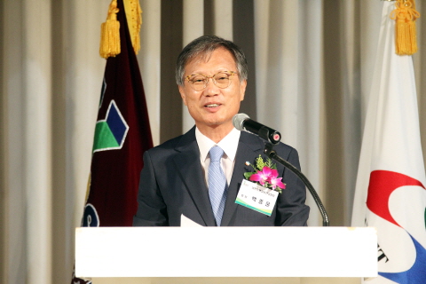 크기변환_백종윤 회장.JPG